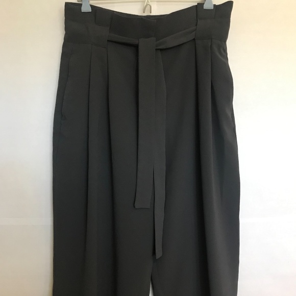 H&M DARK GRAY PAPER-BAG PANTS - Picture 3 of 6